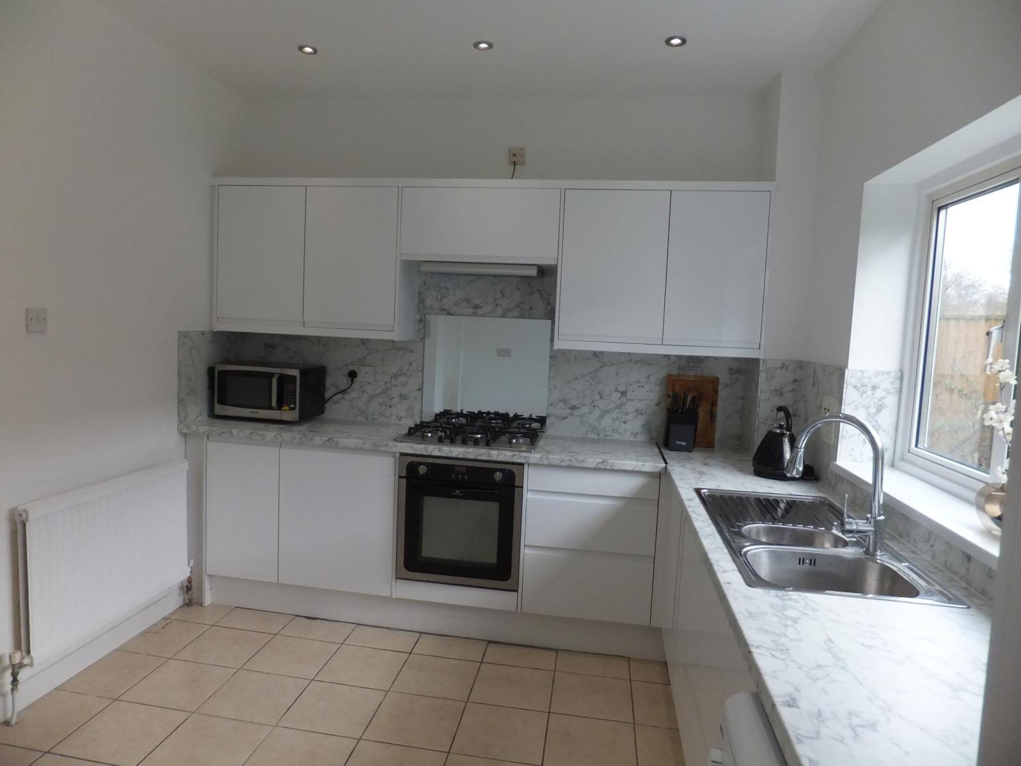 Many Worlds Meet: Spacious Family Stay near Wimbledon & London Croydon Exterior photo